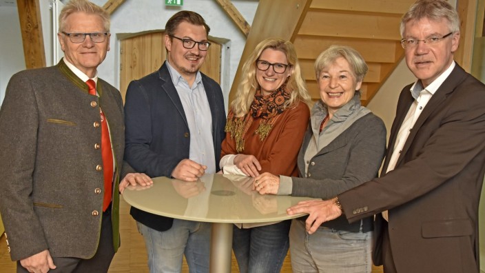 Fürstenfeldbruck: Startschuss: Florian Ächter, Nina Meyer, Maria Leitenstern-Gulden und Wolfgang Schachtner (von links).
