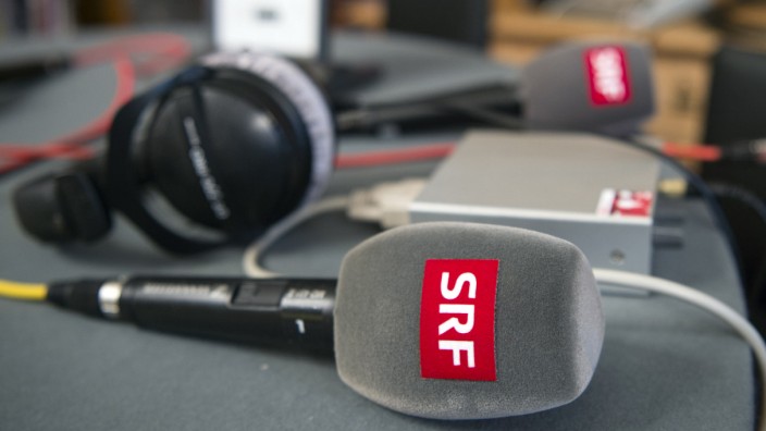 Volksabstimmung über "No Billag": Eine Mehrheit der Schweizer ist auch weiterhin bereit, für den öffenlich-rechtlichen Rundfunk SRF Gebühren zu bezahlen.