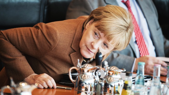 Bundeskanzlerin Angela Merkel (CDU) 2015 in einer Sitzung des Bundeskabinetts im Berliner Bundeskanzleramt.