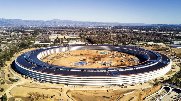 Die neue Apple-Firmenzentrale in Cupertino Kalifornien kurz vor der Eröffnung 2018.