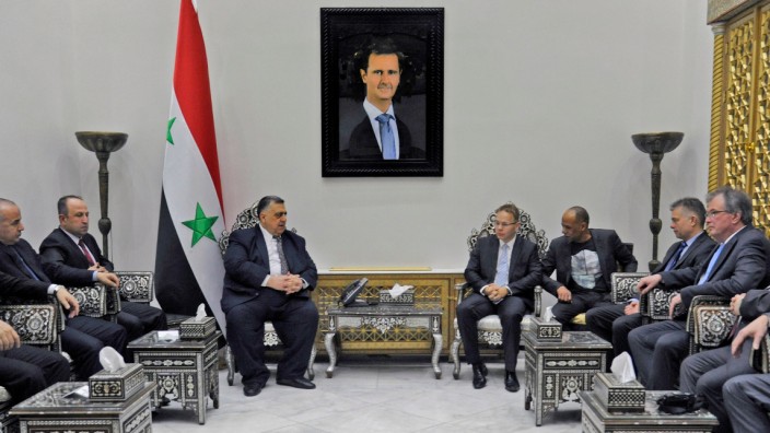 AfD-Politiker besuchen in Syrien den Parlamentspräsidenten Hammoudeh Sabbagh.