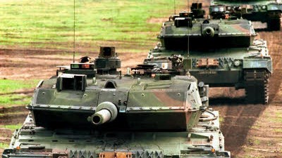 Deutsche Rüstungsindustrie: Leopard-Panzer der Bundeswehr: Gebrauchte Modelle wurden in die Türkei und nach Griechenland verkauft. Deutschland ist weltweit der drittgrößte Rüstungsexporteur.