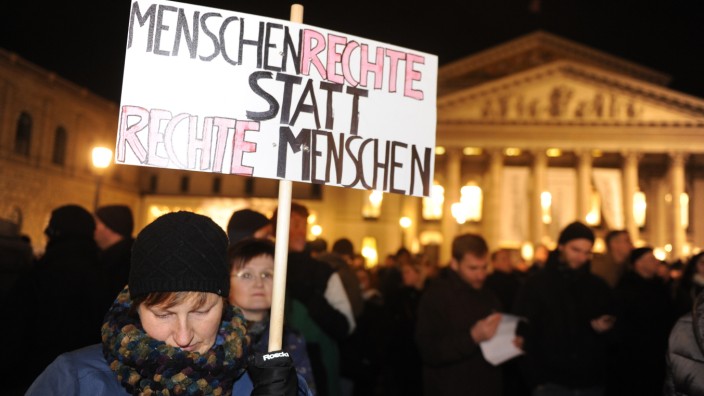 Kundgebung "Platz da! Flüchtlinge sind hier willkommen" in München, 2014