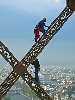 Eiffelturm Paris Frankreich 120 Jahre Jubiläum, AFP