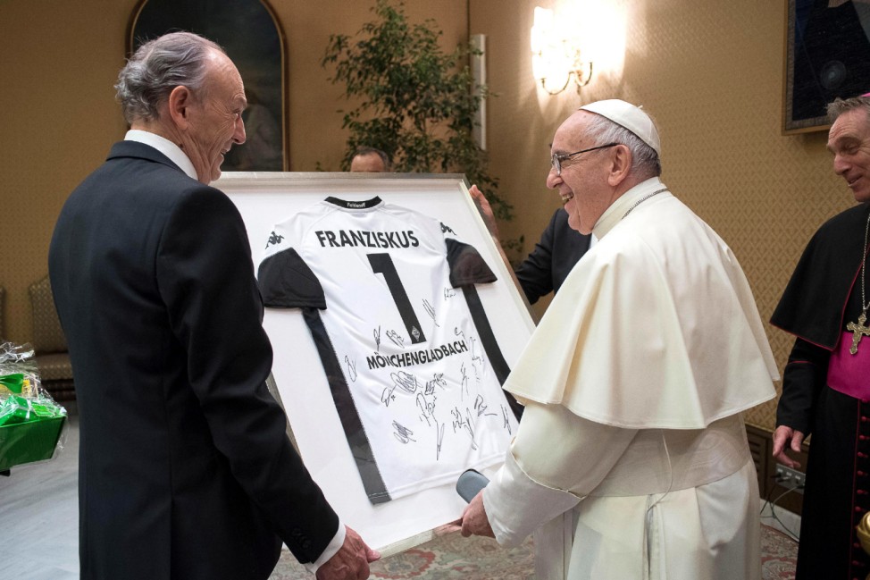 Papst empfängt Profis von Borussia Mönchengladbach