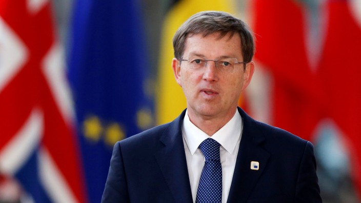Slovenia's PM Cerar arrives at a EU leaders informal summit in Brussels