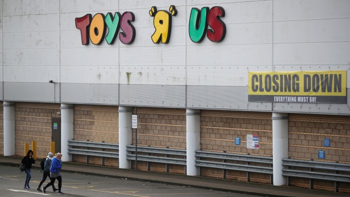 Toys-R-Us-Filiale im britischen Coventry: Der insolvente US-Spielzeughändler schließt 800 Filialen in den USA.