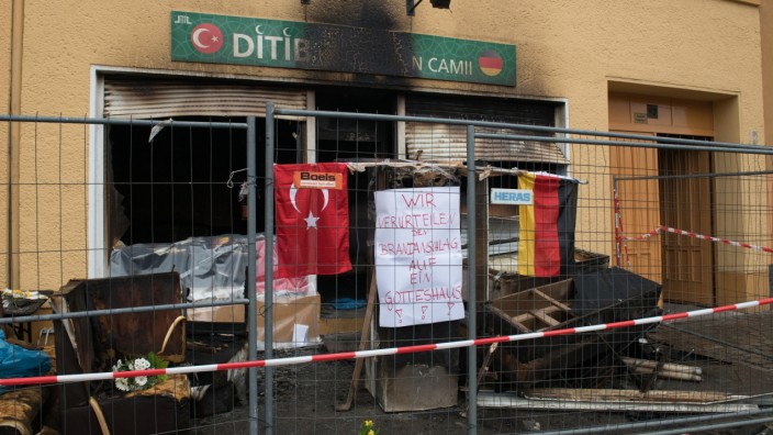 Ein Brandanschlag auf eine Berliner Moschee im Jahr 2018. Seitdem haben islamfeindliche Attacken abgenommen.