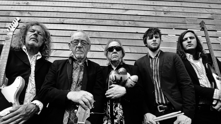 Kultur im Frühling: Nach 55 Jahren gehen die Rocker der Band Pretty Things jetzt auf Abschiedstournee und machen dabei beim ersten Dorfener Kulturfrühling Station.