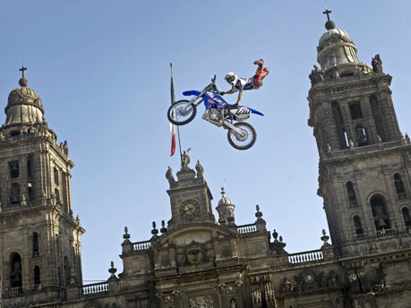 'Red Bull X-Fighters World Tour