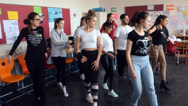Aktion des Kreisjugendrings: Breakdance gehört zum Modellprojekt "Demokratische Schule".