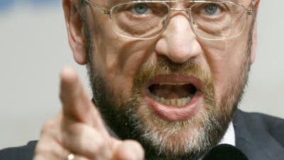 Gespräch mit Martin Schulz: Martin Schulz, SPD-Spitzenkandidat für die Europawahl, hält den tschechischen EU-Ratspräsident Mirek Topolanek für eine "problematische Persönlichkeit".