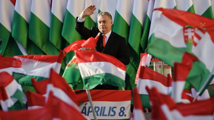 Ungarische Journalisten in Brüssel: Der ungarische Premierminister Viktor Orbán:: Das Land stürzte in der Rangliste von "Reporter ohne Grenzen" von Platz 23 auf Platz 89.