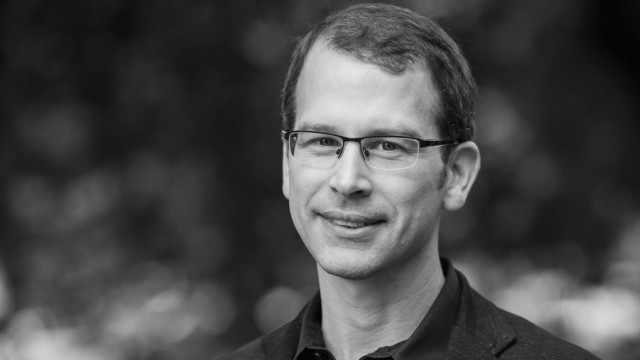 Hasskriminalität im Netz: Tobias Gostomzyk, 43, ist Professor am Institut für Journalistik der TU Dortmund. Seine Schwerpunkte sind das Medien-, Internet- und Datenschutzrecht.