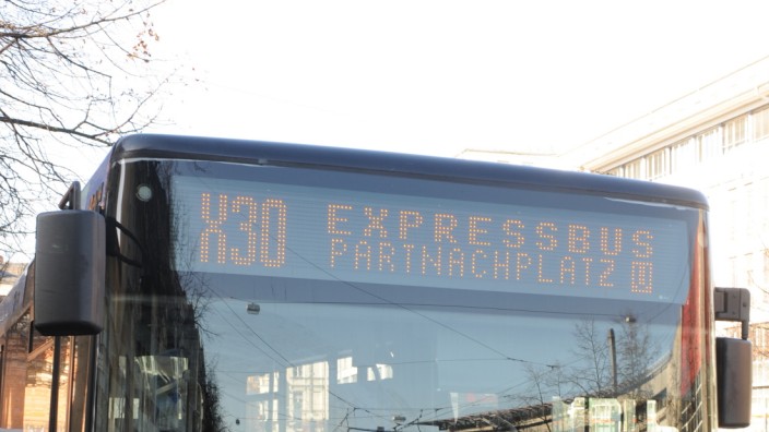 Verkehr: Expressbusse wie die Münchner Linie X30 sollen künftig auch im Landkreis verkehren.