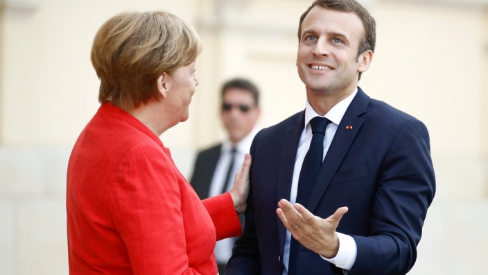 Leserdiskussion: "Wir haben vergessen, Europa zu verteidigen!": Emmanuel Macron will zurück zu den Wurzeln der EU. (Im Bild: Kanzlerin Merkel und Präsident Macron beim Treffen in Berlin)
