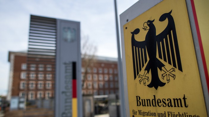 Korruptionsverdacht im Flüchtlingsamt: Im Bundesamt für Migration und Flüchtlinge (Bamf) in Nürnberg sowie in dessen Außenstellen wird täglich über die Zukunft von Menschen entschieden.