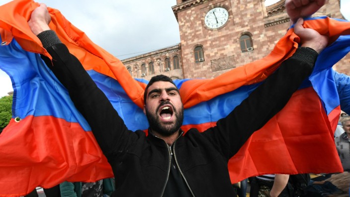 Proteste in Armenien: Ein Demonstrant in der armenischen Haupstadt Eriwan