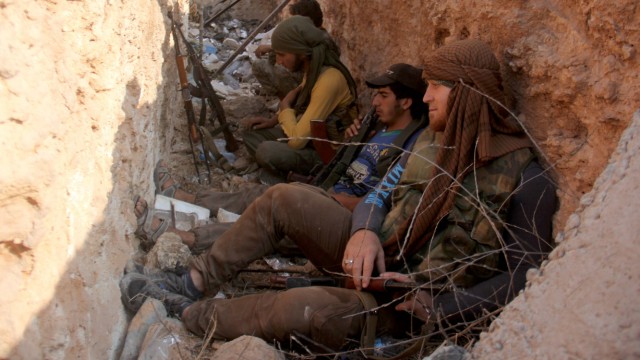 Kämpfer der Fateh al-Scham, die das Dschihadistenbündnis Hayat Tahrir al-Scham dominieren.