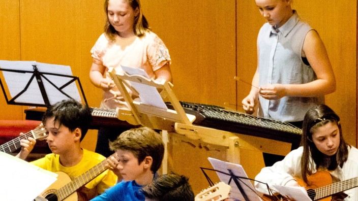 Musikschule Vat - Zupfinstrumente Konzert