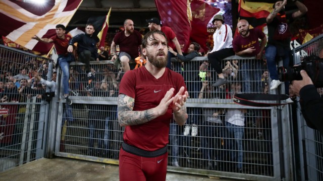 Champions League: Raus mit Applaus: AS-Roma-Kapitän Daniele De Rossi.