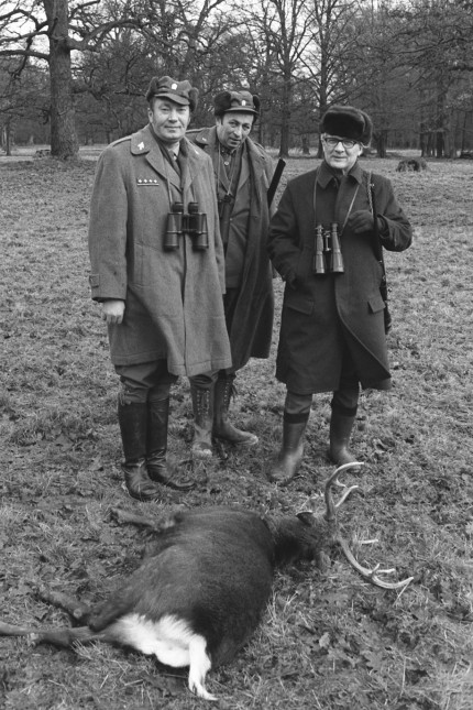 Erich Honecker auf der Jagd