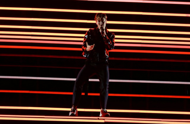 Sweden's Benjamin Ingrosso performs 'Dance You Off' during the dress rehearsal for the Grand Final of the Eurovision Song Contest 2018 at the Alice Arena hall in Lisbon