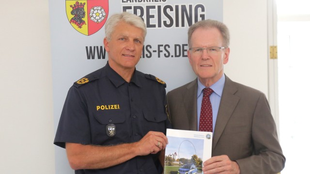 Bilanz: Polizeipräsident Günther Gietl und Landrat Josef Hauner haben die Sicherheitslage im Landkreis erörtert.