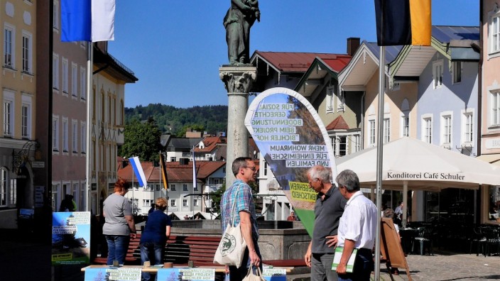 Info-Stand Bürgerbegehren Bichler Hof in Bad Tölz