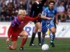 Steran Effenberg FC Bayern München gegen Alois Schwartz Stuttgarter Kickers dahinter Schiedsric; Stuttgarter Kickers im Jahre 1992