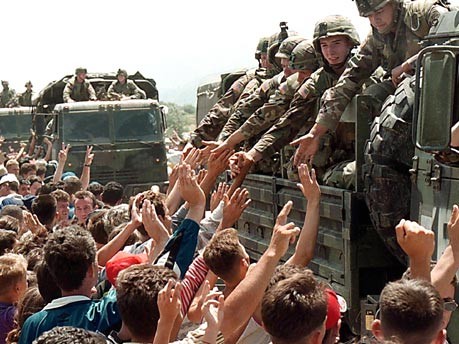 10.Juni 1999 Kosovo Nato dpa