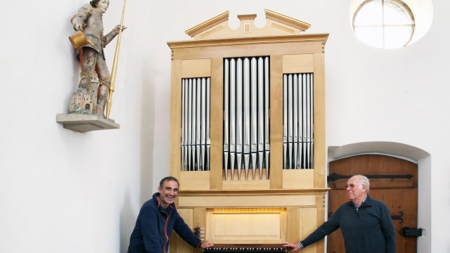 St. Nikolaus erhält neue Orgel; St. Nikolaus auf der Ilkahöhe