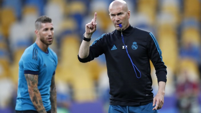 Champions League: Zinedine Zidane (re.) und Sergio Ramos haben im europäischen Klubfußball (und auch sonst) alles gewonnen.