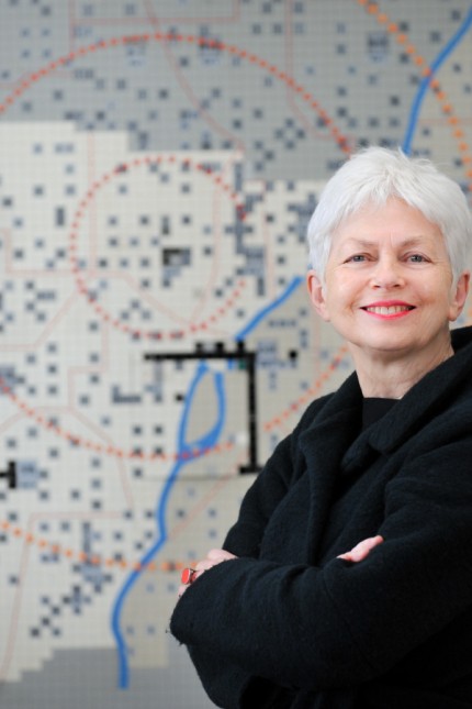 40 Jahre Gebietsreform: Sophie Wolfrum studierte Raumplanung und arbeitete als Stadtplanerin. Bis vor kurzem lehrte sie an der TU München Städtebau und Regionalplanung. Sie ist zweifache Trägerin des Deutschen Städtebaupreises.