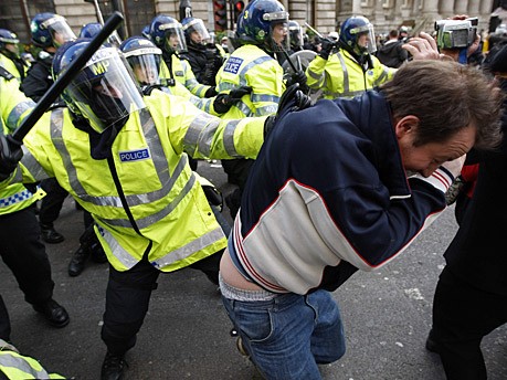 Protest aus Anlass des G-20-Gipfels in London, Foto: Reuters