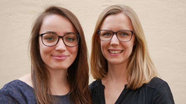 Gründer in Deutschland: Mona Späth (links) und Hanna Jakob sind Sprachtherapeutinnen. Wie man Forschungsgelder beantragt, das wussten sie, aber nicht, wie man eine Firma gründet. Sie haben es trotzdem gemacht.