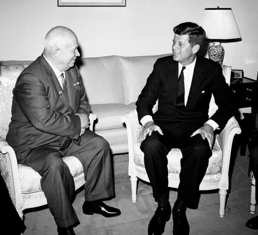 Nikita Chruschtschow und John F. Kennedy