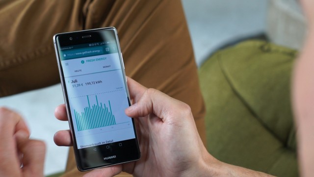 Gipfelstürmer: Intelligente Stromzähler liefern Daten, die auch per Smartphone abgerufen werden können.