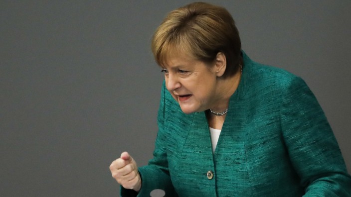 Regierungserklärung: Merkel zeigt sich angriffslustig im Deutschen Bundestag.