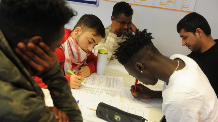 An der Schlau-Schule in München können Flüchtlinge einen Schulabschluss machen.