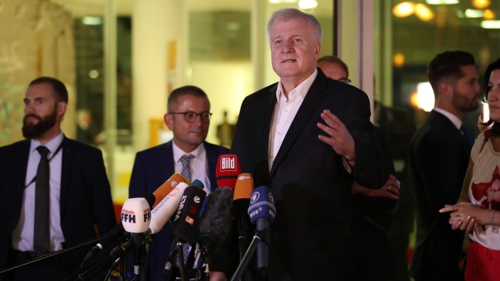 CDU And CSU Face Deadlock Over Migration Policy