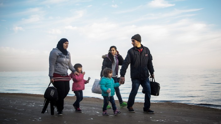 Framing-Check: "Asyltourismus": Eine Familie auf großer Fahrt?