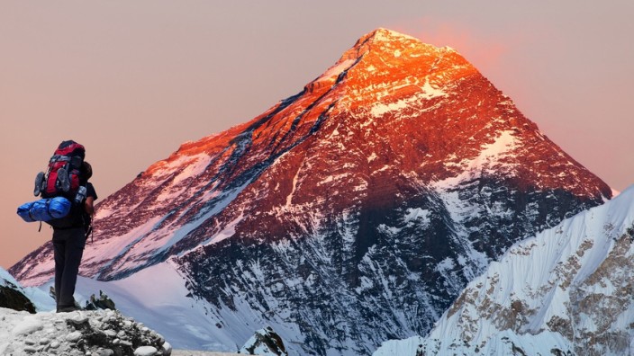 Mount Everest in der Abendsonne