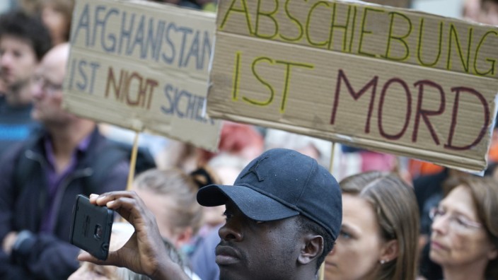 Demonstration gegen Abschiebung von Flüchtlingen in Ausbildung in München, 2017