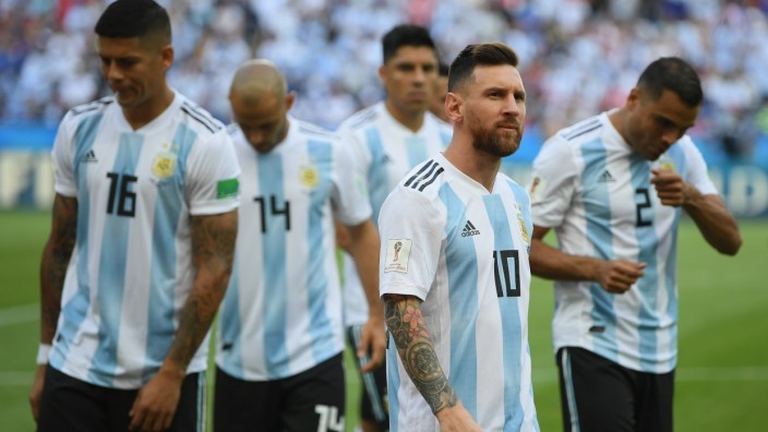 Argentiniens Spieler um Lionel Messi beim WM-Spiel gegen Frankreich