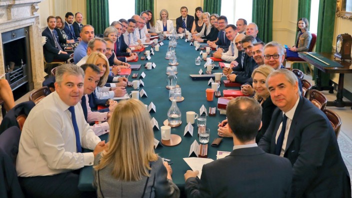 Großbritannien: Kabinettssitzung am Dienstag mit zahlreichen Gesichtern, die neu oder in neuer Funktion in der Regierung sitzen.
