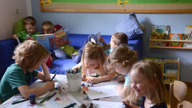 Fachkräftemangel: Kinder brauchen nicht nur geeignete Räume wie hier im Dachauer Kindergarten Nazareth. Für die Betreuung sind auch qualifizierte Kräfte nötig.