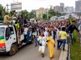 Äthiopien und Eritrea schließen Frieden: Menschen in Addis Abbeba