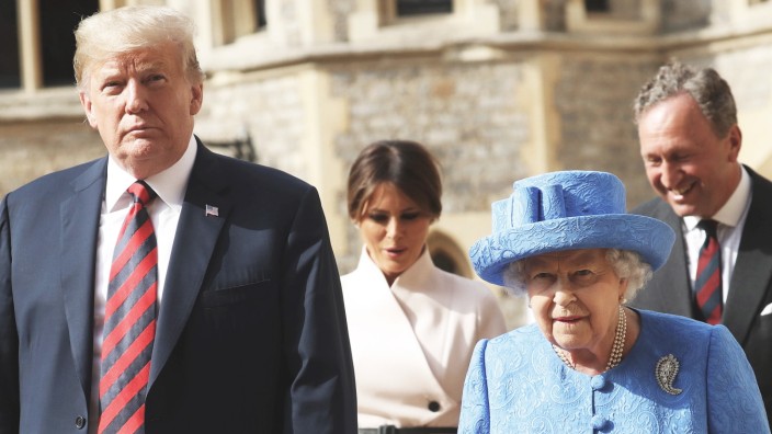 Staatsbesuch: US-Präsident Trump, First Lady Melania Trump und die Queen bei ihrem ersten Treffen im Juli 2018.