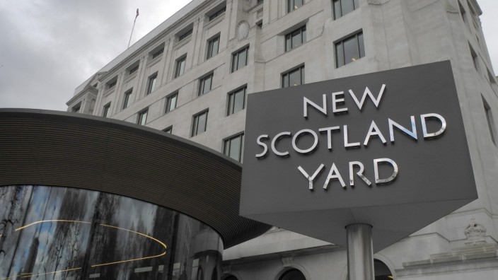 New Scotland Yard Drogen Kinder Spione